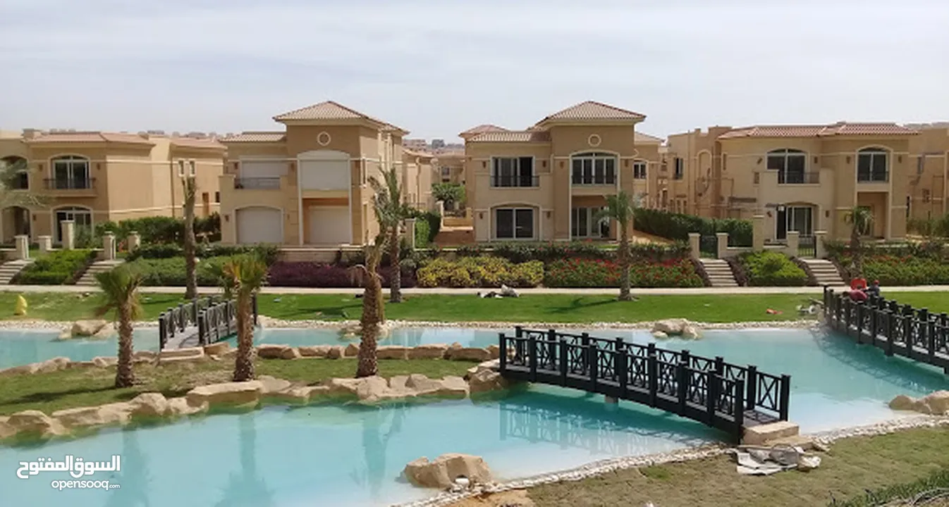 فيلا للبيع بفيو مميز جدا في ستون بارك التجمع الخامس - Villa For Sale with a good View At Stone Park