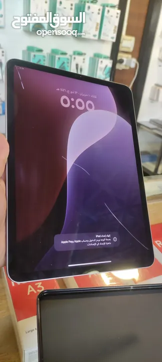 ايباد 11 برو الجيل الرابع 2022 فيه شعر بسيط جدا بالشاشه