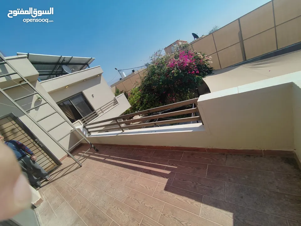 شاليه مستقل مميز وراقي للبيع بين فلل وشاليهات مميزة - الرقم المرجعي 12158