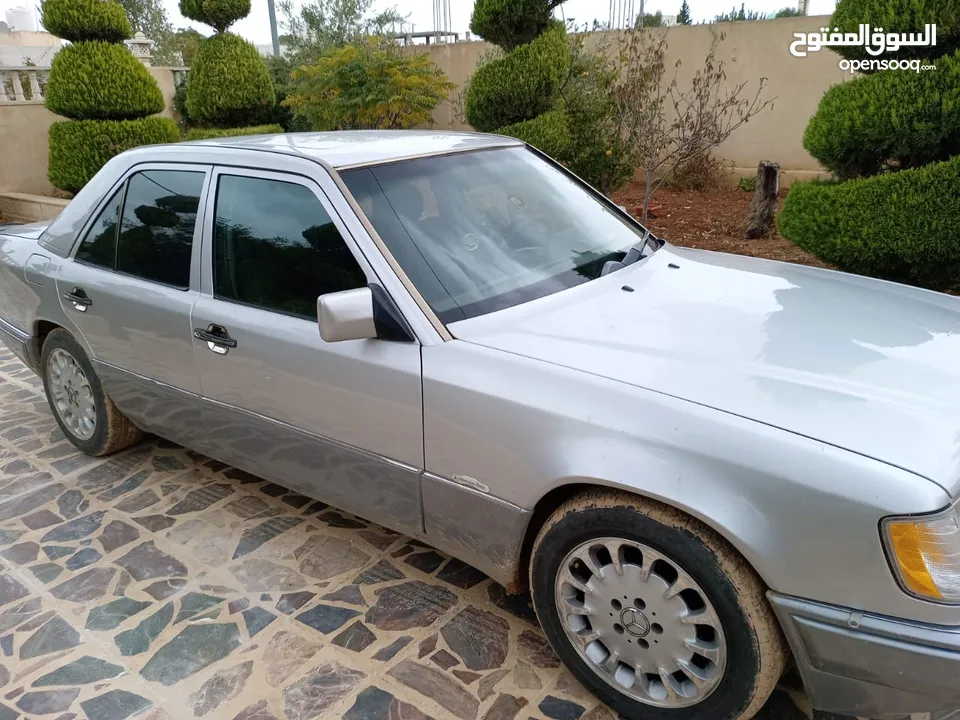 مارسيدس بطه 1988