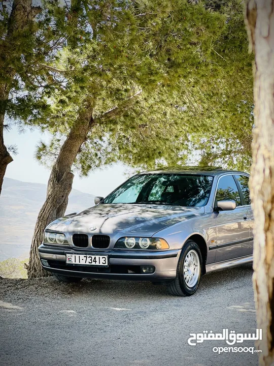 BMW E39 525