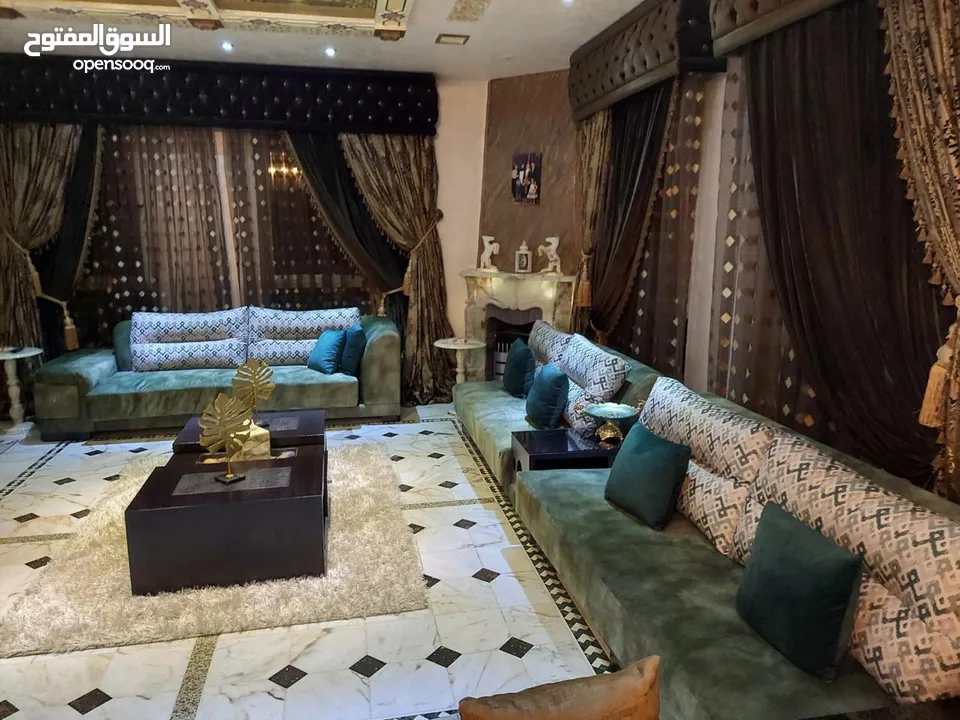 للبيع فيلا شبه قصر في اجمل مواقع دابوق الهادئه 1050 م