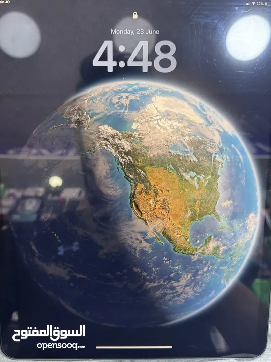 ايباد برو M2 بخط 12.9 انش