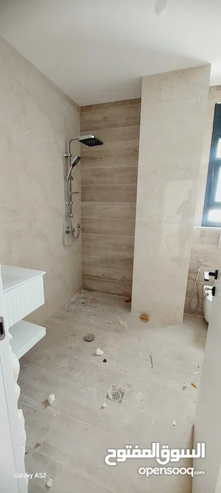 شقة للبيع بالطيرة بعمارة 12 شقة فقط وبسعر مميز