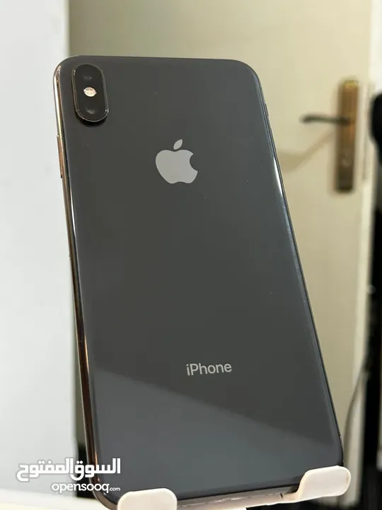 ايفون اكس اس ماكس للبيع