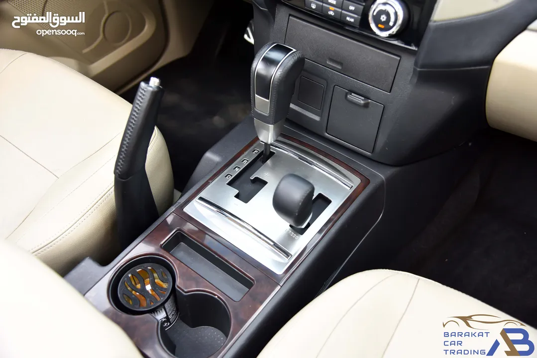 ميتسوبيشي باجيرو 2016 Mitsubishi Pajero GLS 3.5L V6