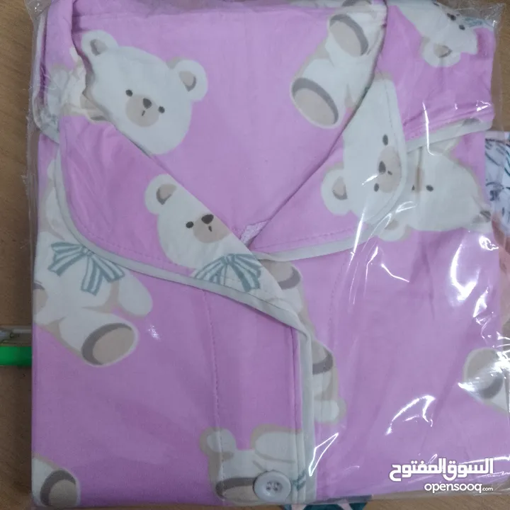 بيجاما نسائي قطن اجنبي مطبع مكفول برسمات والوان مختلفة يوجد تشكيلة كبيرة من الموديلات المختلفة يوميا
