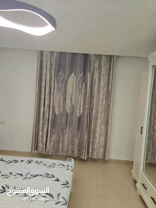 شقة في الطيرة 250 للايجار عند دوار نبيل عمرو و وفيلا نبيل عمرو