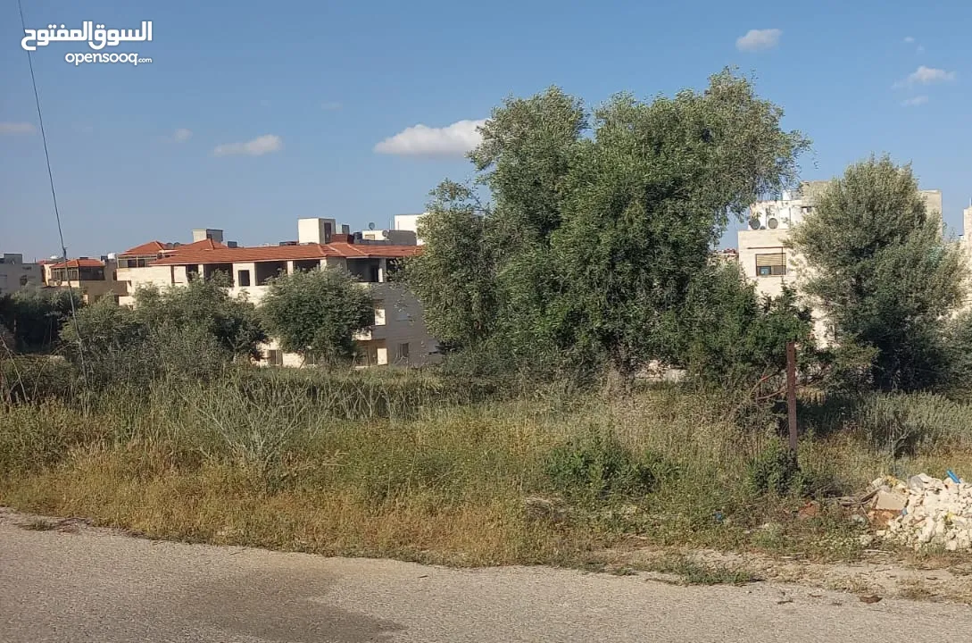 أرض للبيع من المالك مباشرة، في الجبيهة 857 مترا، سكن ب خاص، منطقة هادئة مناسبة لفيلا