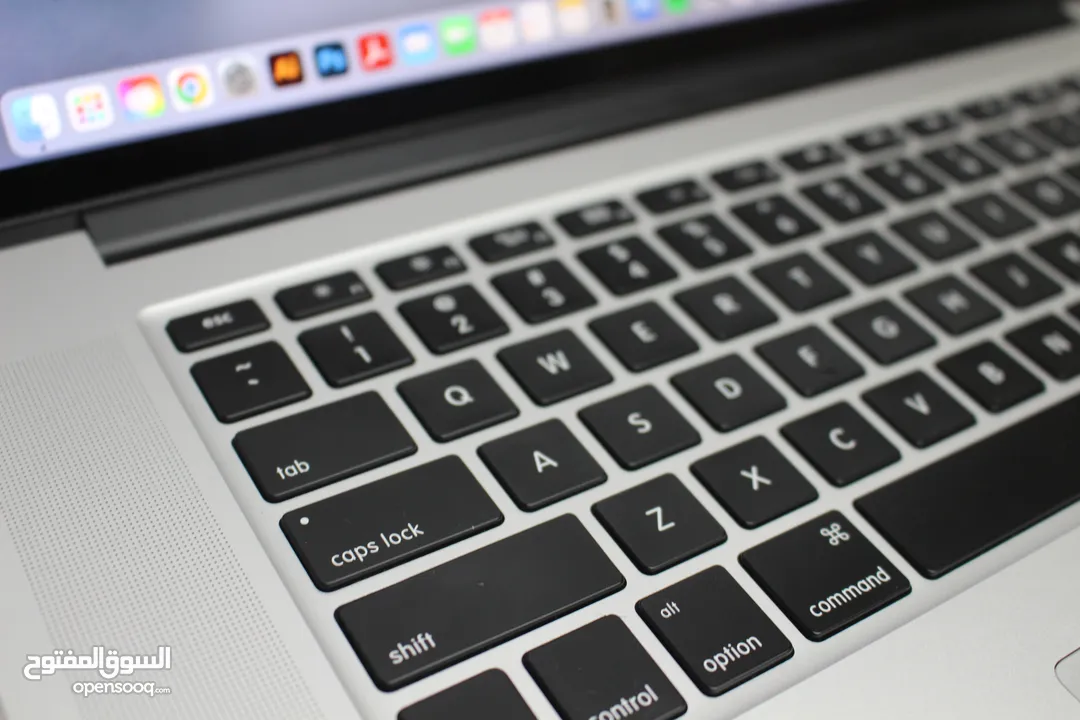 MacBook Pro (15-inch, Mid 2015) بحالة  جيدة جداً وسعر اكثر من رائع