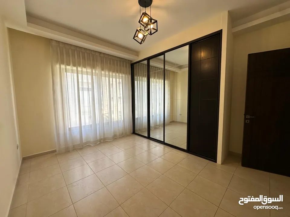 شقة مفروشة للايجار في الدوار الرابع ( Property 38132 ) سنوي فقط