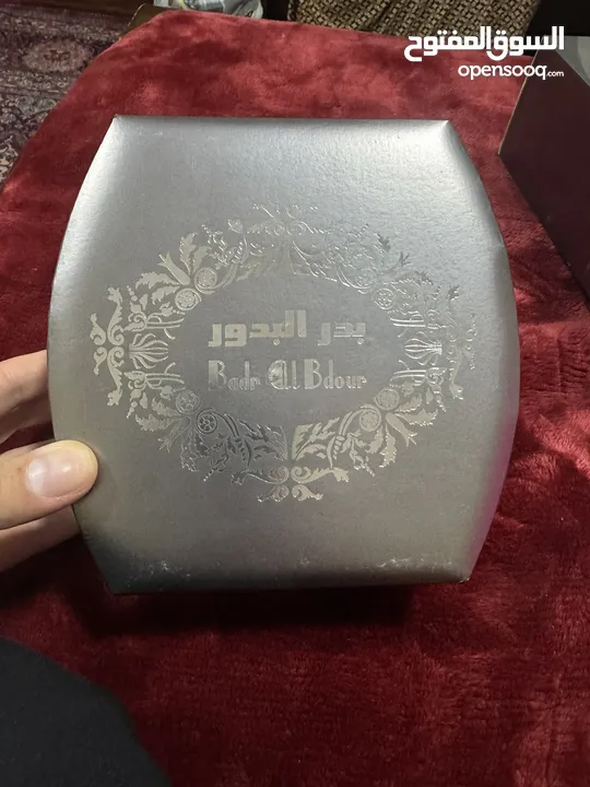 عطر بدر البدور من العربية للعود من اكثر العطور المطلوبة والمرغوبة للجنسين مستخدم شي بسيط 25 دينار