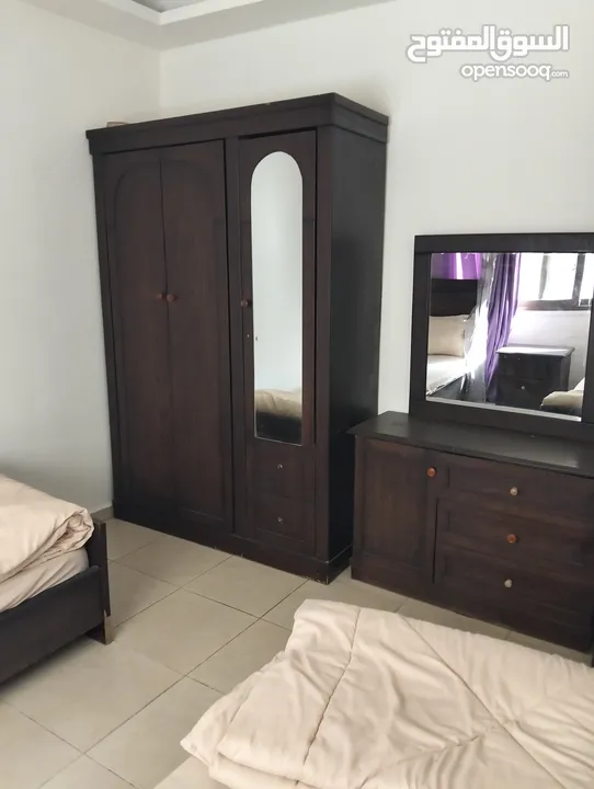 شقه استثماريه للبيع شارع الجامعه الاردنيه قرب مطعم ماكدونالدز
