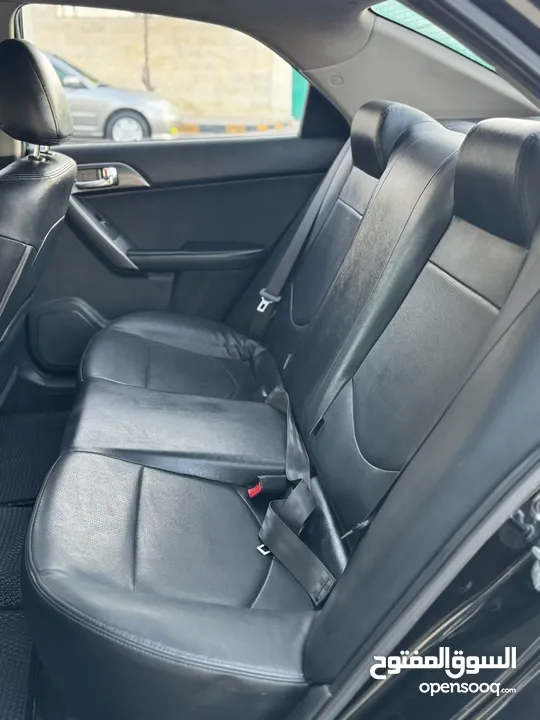 كيا فورتي للبيع بحالة ممتازه  Kia Forte 2013 لون اسود فحص كامل