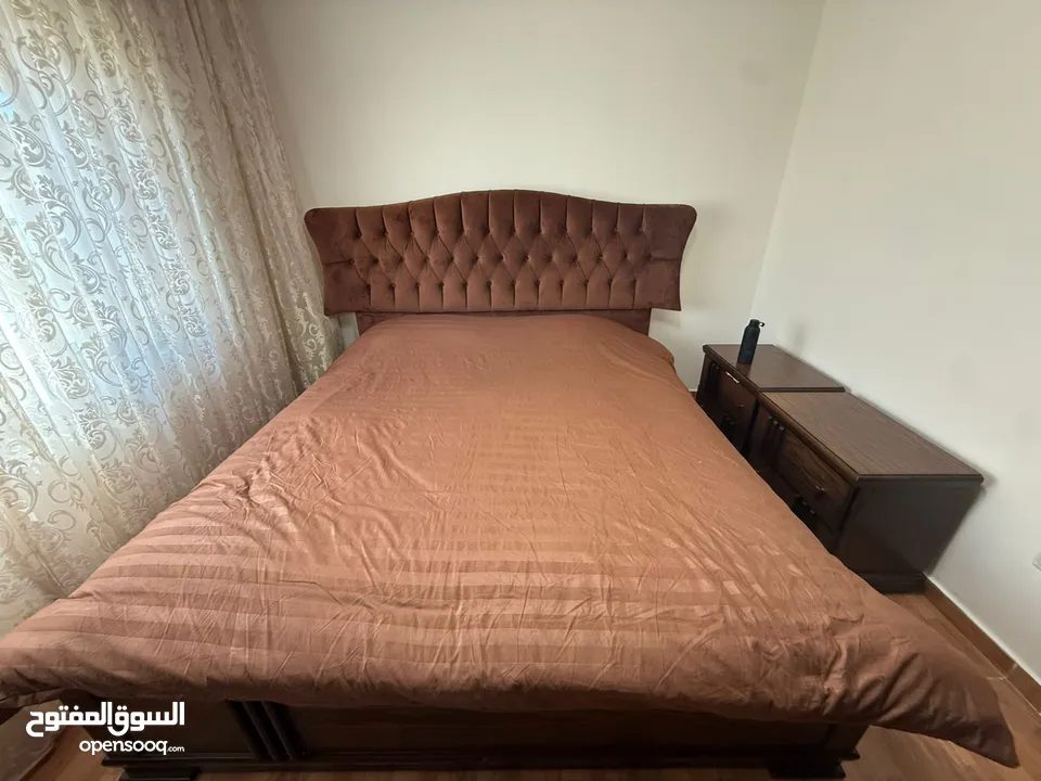 غرفه نوم مزوج مستعمله مع فرشه لانا خشب ثقيل وكاله
