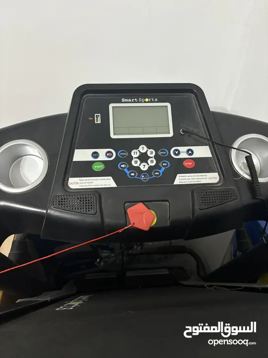 جهاز ركض نوع Smart Sports بحالة ممتازة