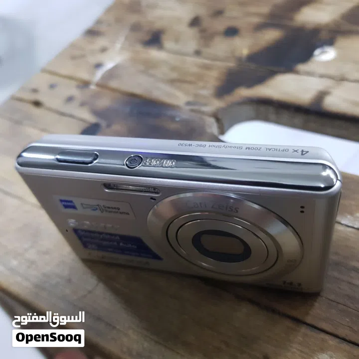 Sony Cyber-shot DSC-W530