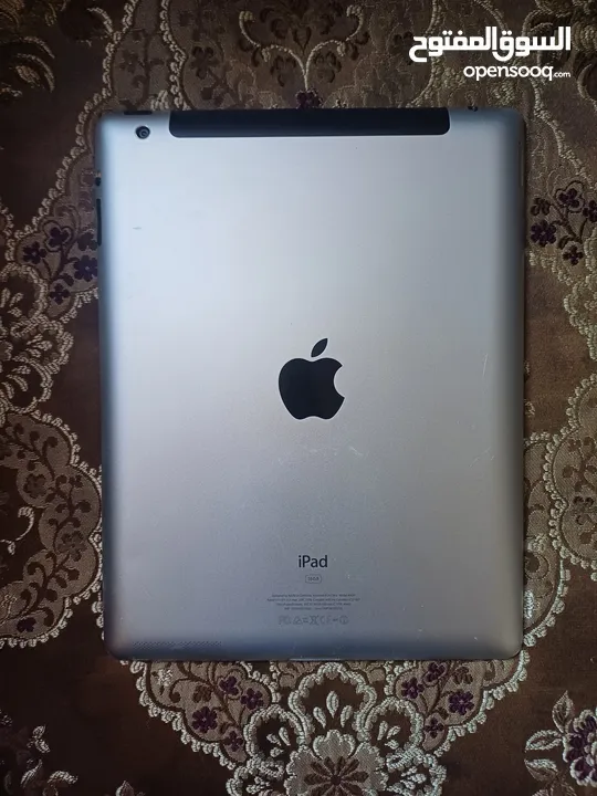 أيباد أبل الجيل الثالث نسخة السيم كارت - iPad 3rd Gen, Cellular model مع شاحن وكفر و شاشة حماية