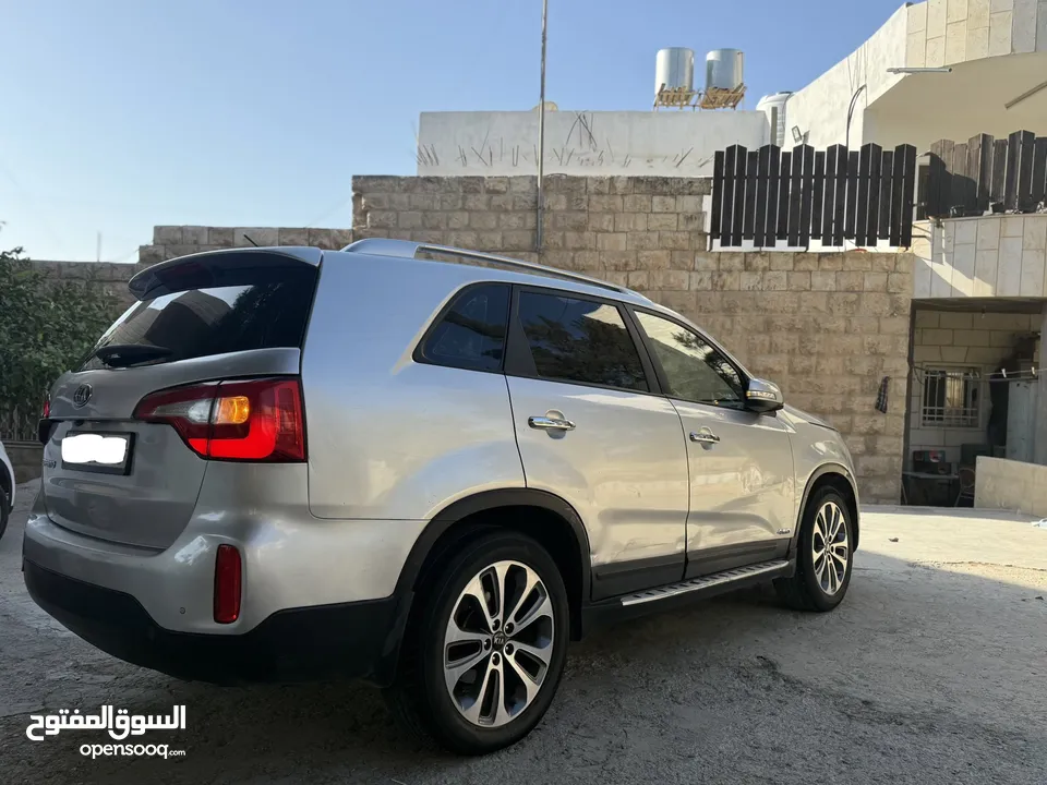 جب كيا سورينتو 2015 ولا ضربة ماشي 126 فقط 4x4