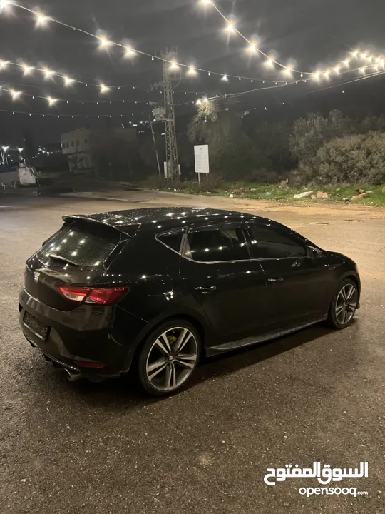 سيات ليون ( أوتماتيك ) 2016 مميزة وبحالة الوكالة