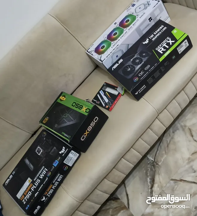 كمبيوتر كيس فقط للبيع PC gamieng قوي جدااا في مواصفات ومميزات وسفاحة