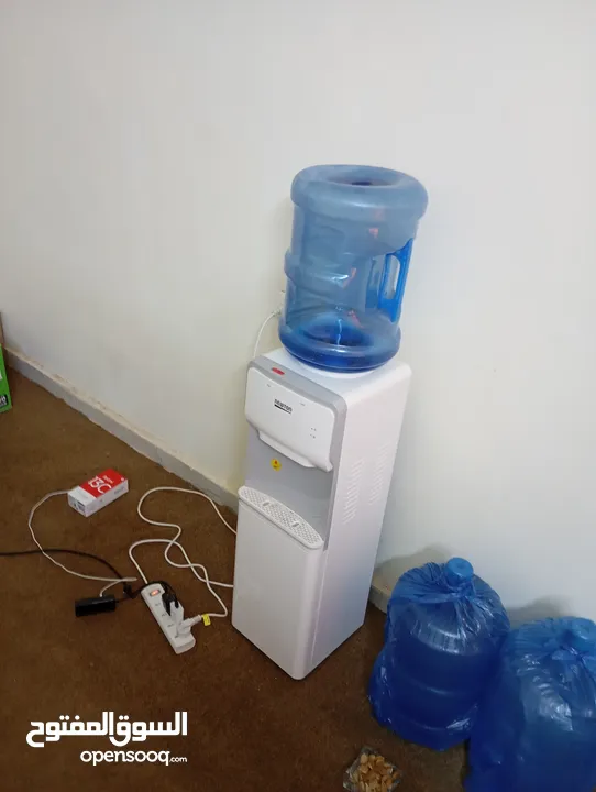كولر ماء نوع نيوتن مستعمل بحالة جيدة  للبيع