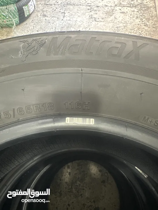 275/65R18 تايلندي بحالة الوكالة