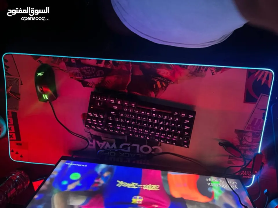 Mouse pad rgb للبيع استعمال يوم واحد بس