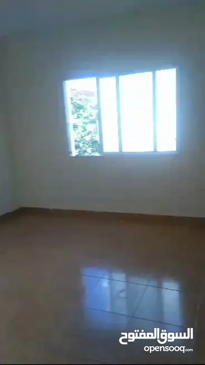 شقة فارغة للإيجار