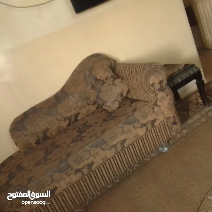 طقم كورنر وطاولة سفرة