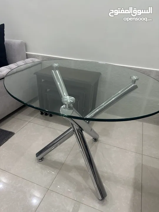 طاولة مطبخ من الزجاج المقوى