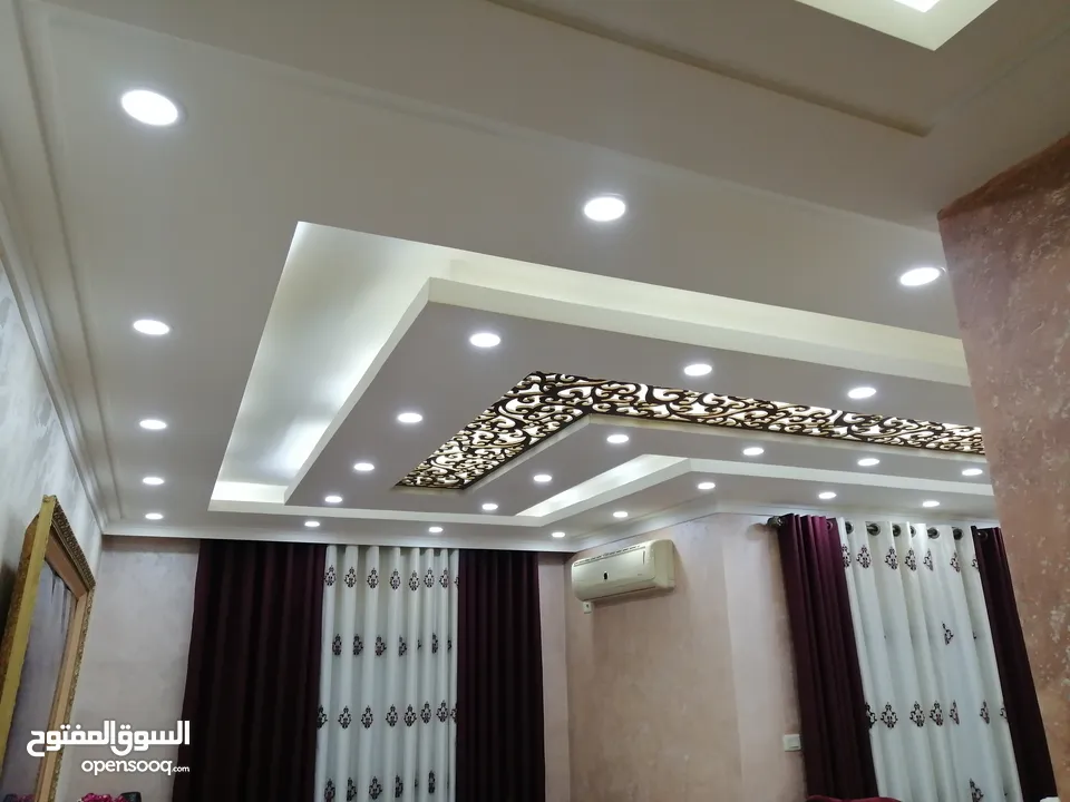 شقة سوبر ديلوكس للبيع في حي ابو الراغب بالمقابلين