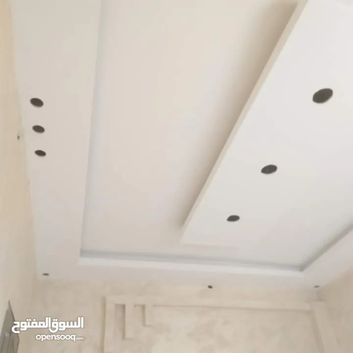 دهين مصرى محترف وتركيب جبس بورد لجميع الدهانات والديكورودهان الابواب والعفش وجلي البلاط