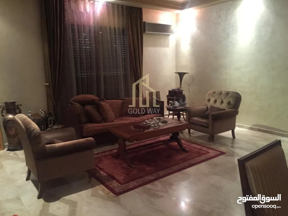 REF: 8012  فيلا في اجمل مناطق الكرسي بمساحة 690م للبيع