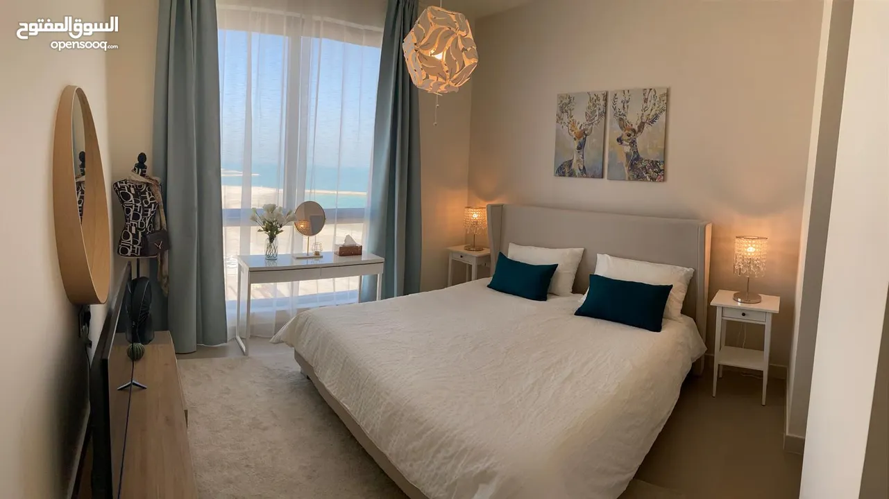 Beautiful sea view flat right in front of Marassi beach!