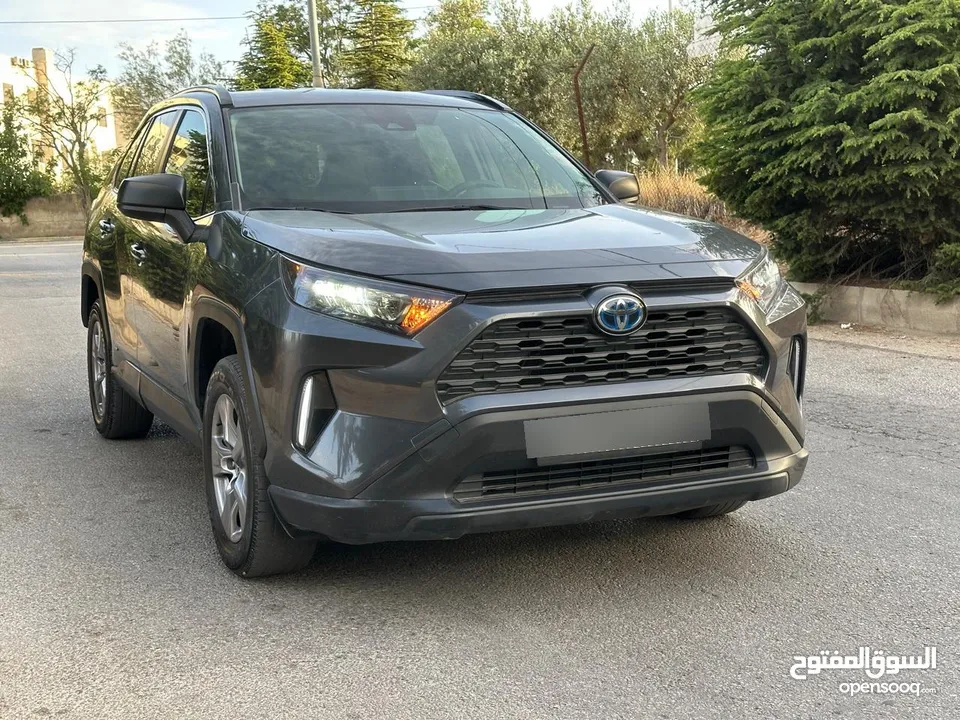 ‏TOYOTA RAV4 Hybrid 2022 LE   تويوتا راف فور 2020 وارد امريكي دفع رباعي