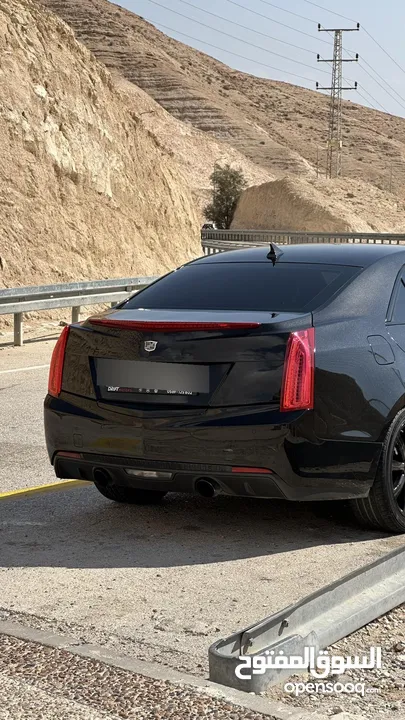 كاديلاك ATS المميزة