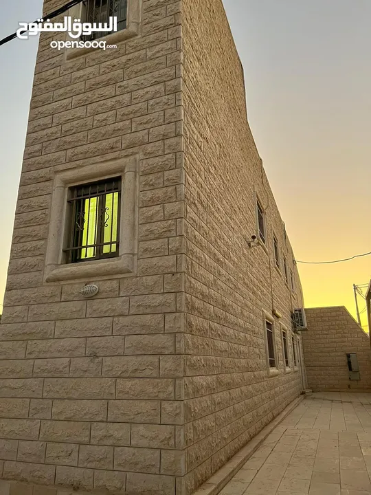 فلل نوفل للإيجار.  أريحا