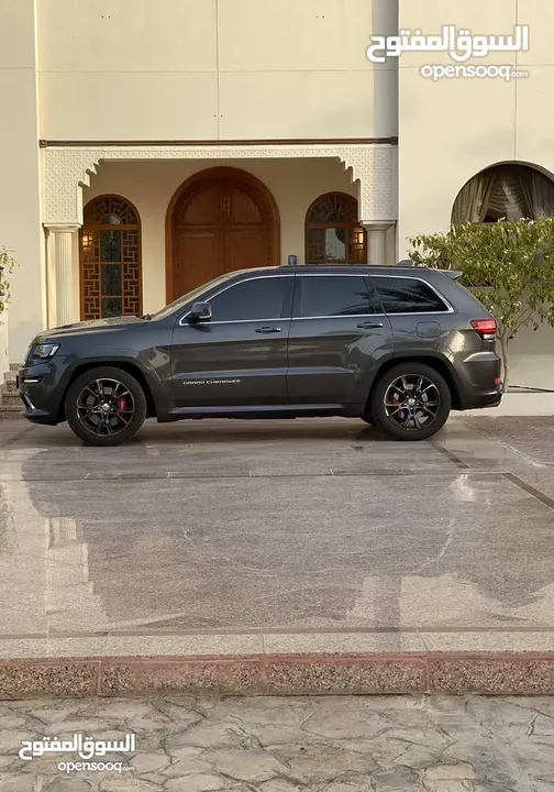 Jeep grand Cherokee SRT very nice and powerful