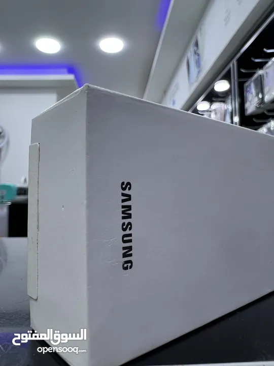 Samsung Watch 6 Classic 47mm Silver  سامسونج واتش 6 كلاسيك 47مم لون سلفر  جديدة متوفرة الام (^_^)