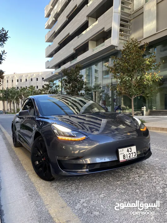 Tesla model 3 standard plus 2020