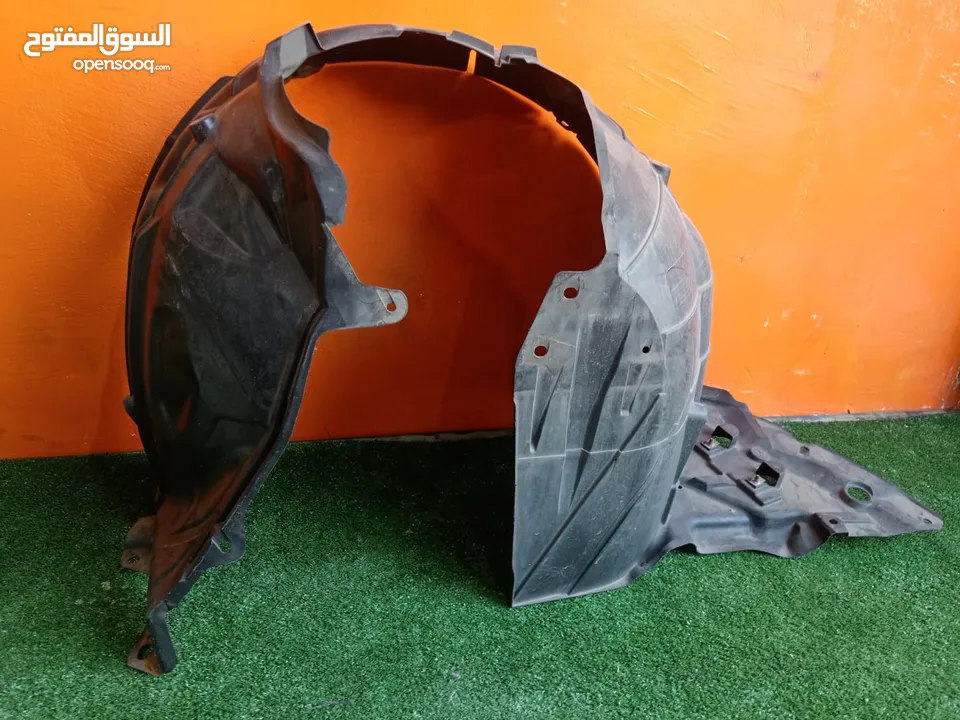 بطاين وحل داير العجل الامامي اصلي مستعمل تويوتا بريوس 2010-2025 ونيسان ليف 2012-2025  و متوفر تجاري