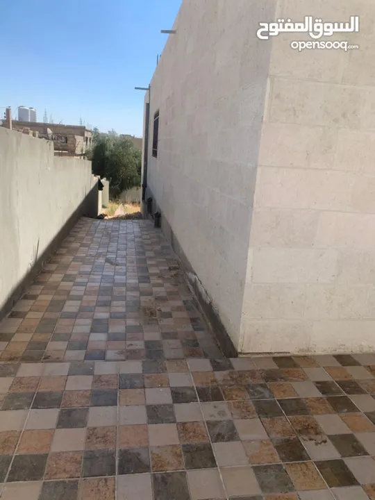 ابو فيصل المشاقبه