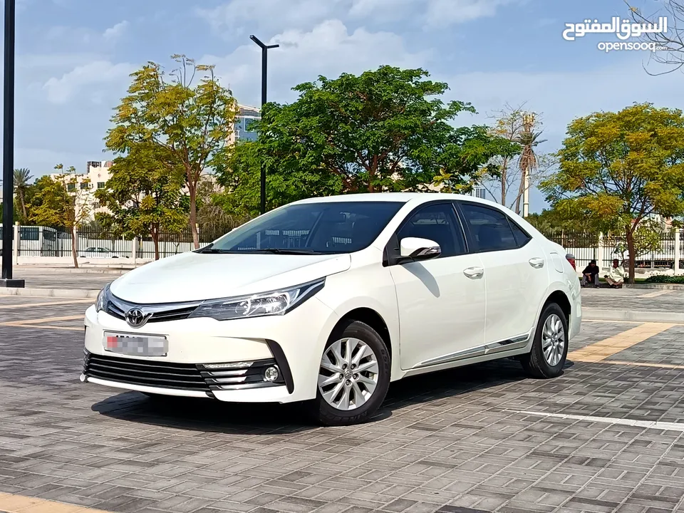 TOYOTA COROLLA 2019 2.0XLI MID OPTION SINGLE OWNED EXCELLENT CONDITION CAR FOR SALE