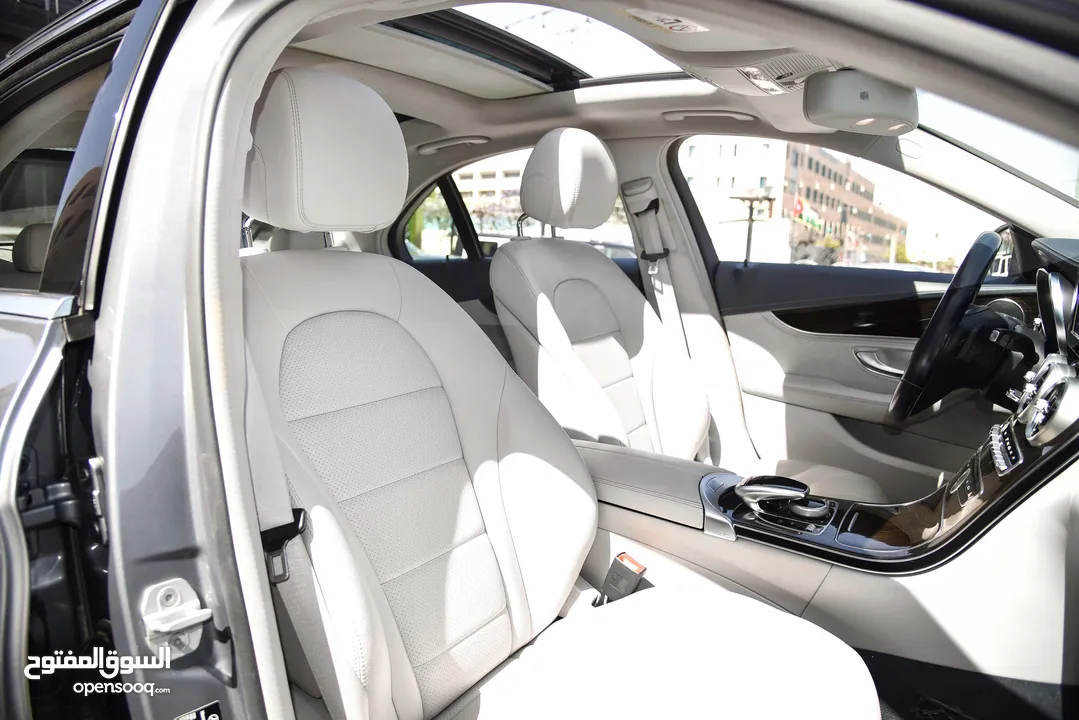 مرسيدس سي كلاس 180 بحالة الوكالة Mercedes C180 2015