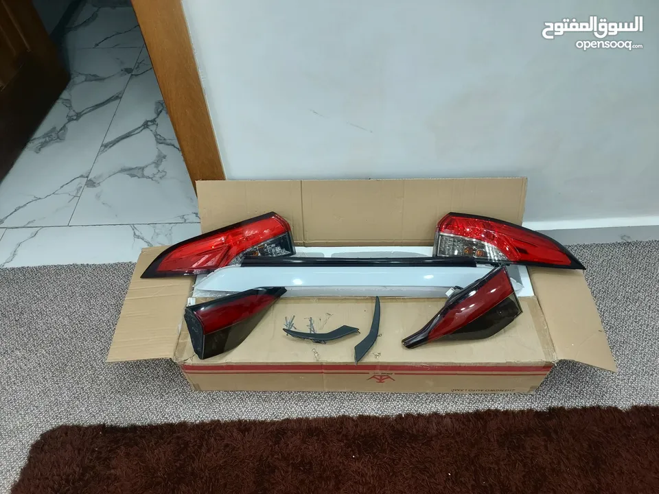 ضواو خلفيه تويتا كورولا