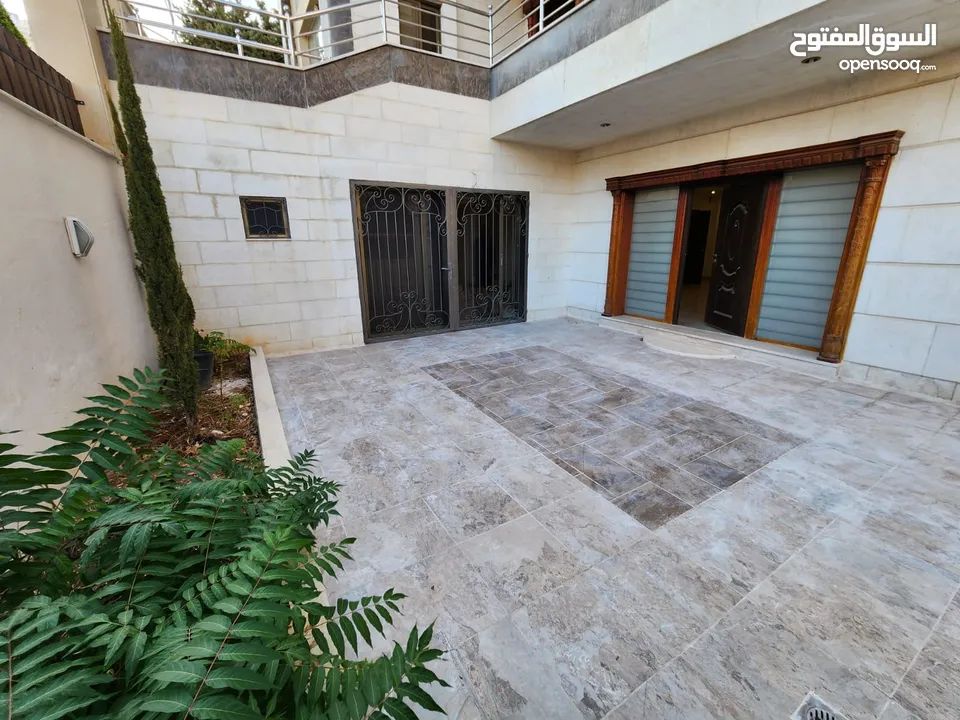 شقة فارغة للبيع في دير غبار  ref : 14242