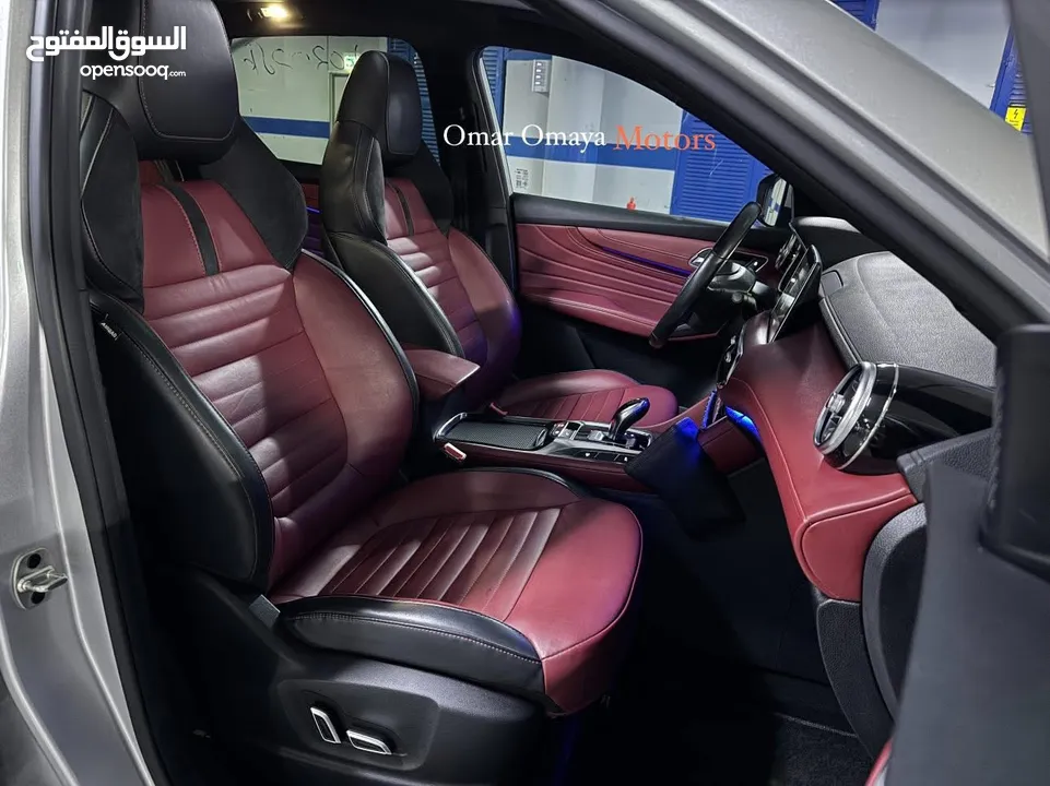 الغرفة الحمراء المميزة  MG EHS Luxury Plug-in Hybrid