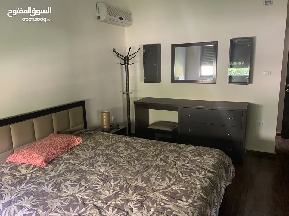 شقة ارضية للبيع - عبدون الشمالي- قرب السفارة البريطانية. Flat for sale-Abdoun-Near British embassy