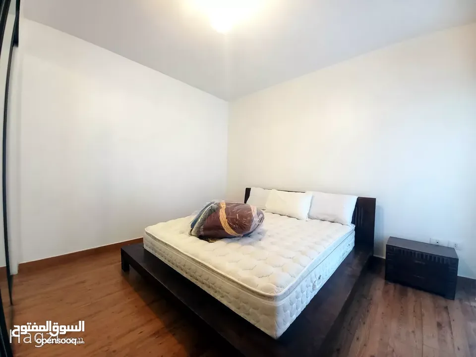 شقة مفروشة للإيجار في عبدون  ( Property 35908 )